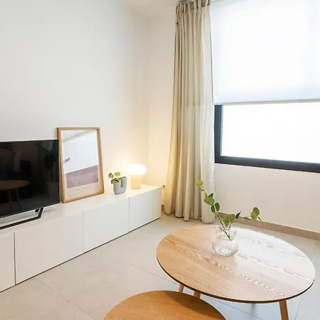 Apartment Ama Homes Vgc Malaga